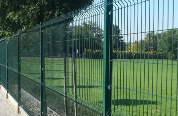 3D táblás ipari kerítés telepítés telephelyen